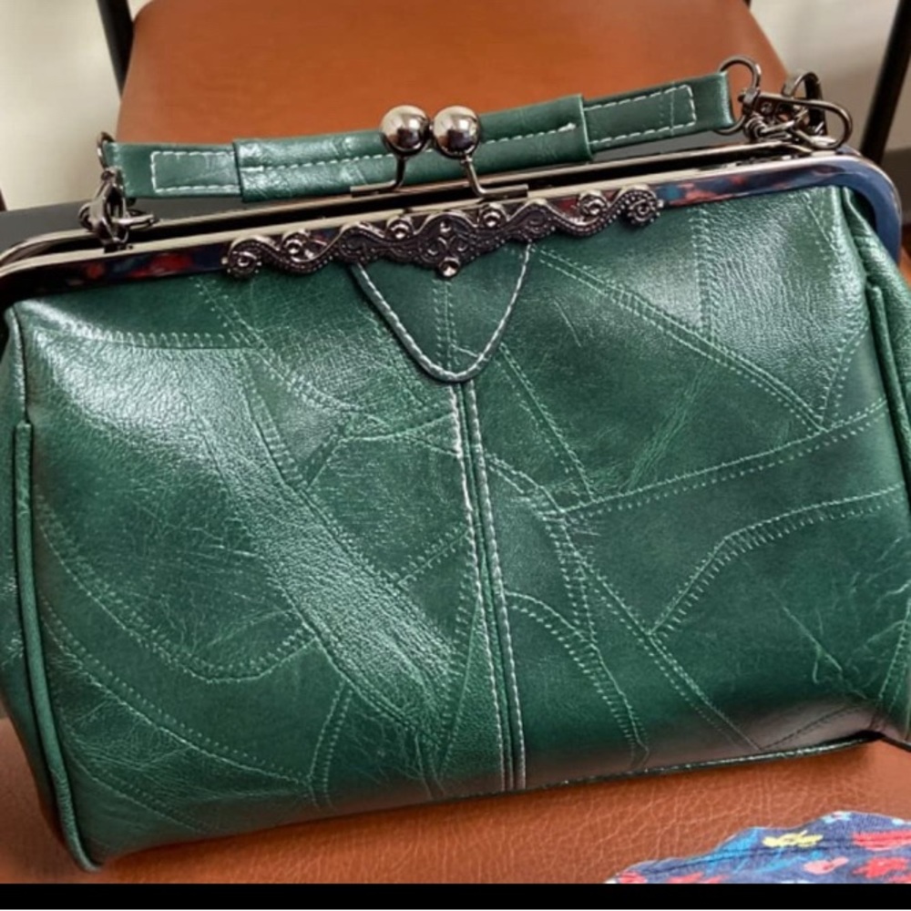 Women Retro Hollow Oil Wax PU Leather Handbag